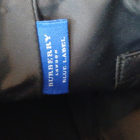 Burberry blue label euc nylon shoulder bag with novacheck pattern bottom - Picture 9 of 11